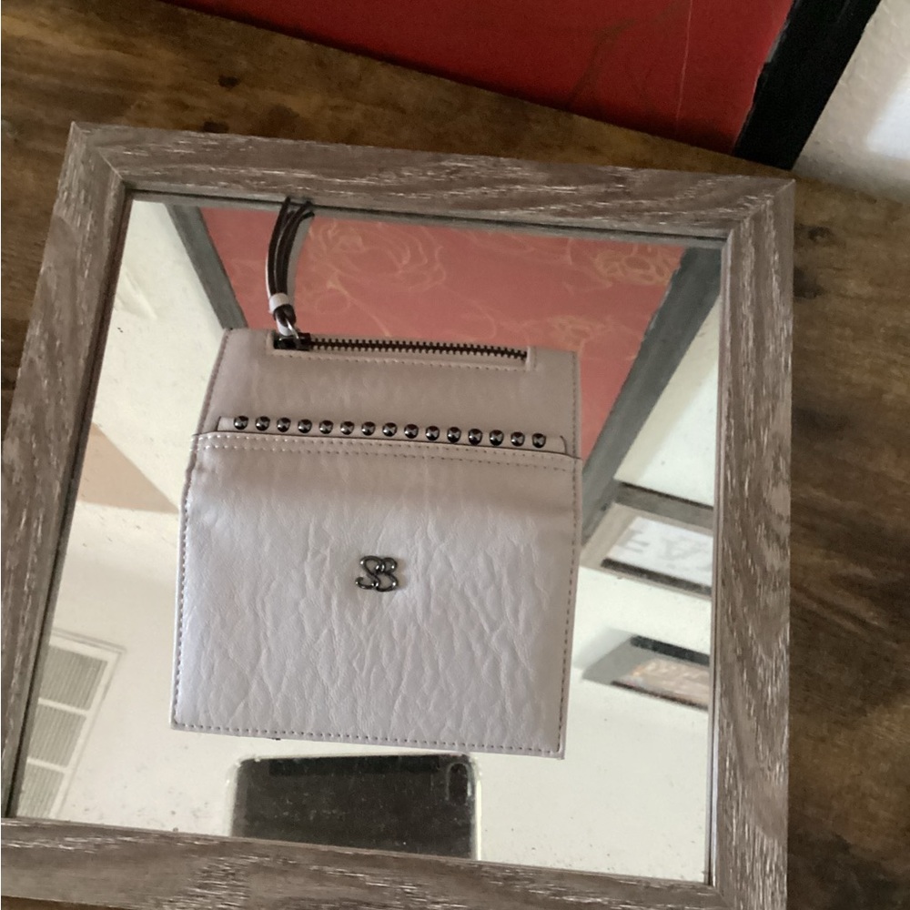 Jessica Simpson White Leather Wallet